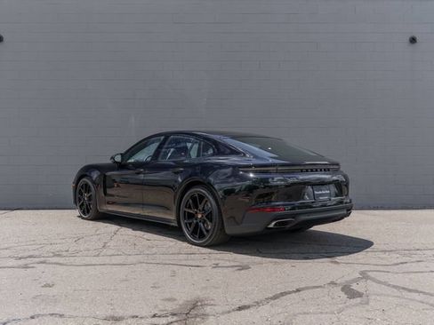 New 2026 Porsche Panamera 4 AWD/4WD image 3