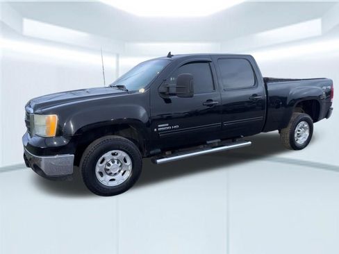 Used 2010 GMC Sierra 2500 SLT w/ Entertainment Package image 4