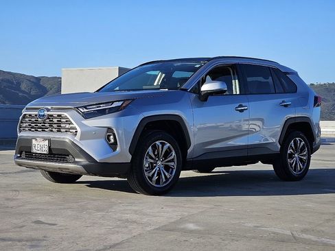 Used 2024 Toyota RAV4 Limited w/ Advanced Technology Package image 7