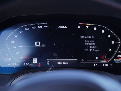 Used 2023 BMW M4 Competition w/ Executive Package RWD image 5