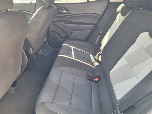 Certified 2025 Chevrolet Trax LS image 8