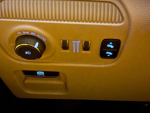 Used 2022 Jeep Wagoneer Series II w/ Convenience Group I image 16