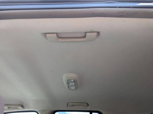 Used 2005 Isuzu Ascender S RWD image 31