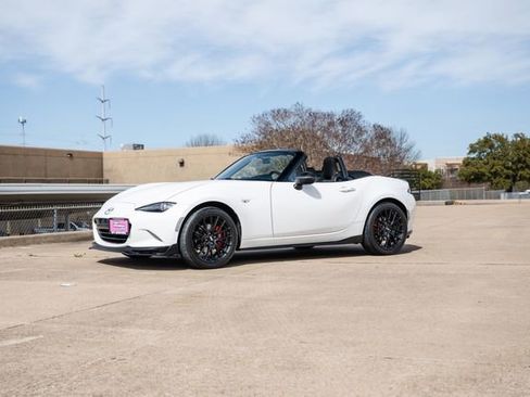 Used 2017 MAZDA MX-5 Miata Club w/ Brembo/BBS Package image 56