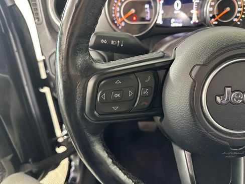 Used 2021 Jeep Wrangler Unlimited Sport image 15