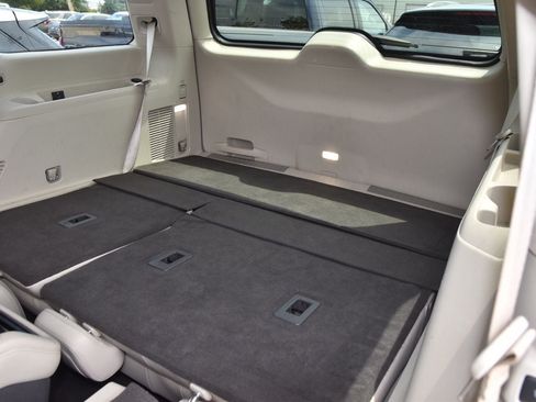 Used 2020 Lincoln Navigator Reserve w/ Equipment Group 208A Reserve AWD/4WD image 11