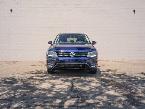 Used 2021 Volkswagen Tiguan SEL AWD/4WD image 10