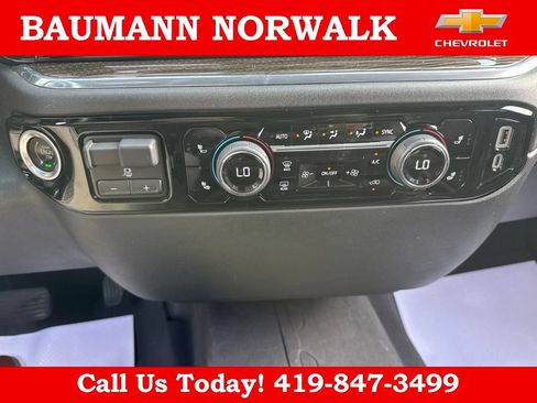 Used 2023 Chevrolet Silverado 1500 RST AWD/4WD image 28