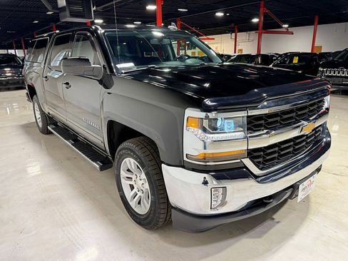Used 2018 Chevrolet Silverado 1500 LT w/ All Star Edition image 7