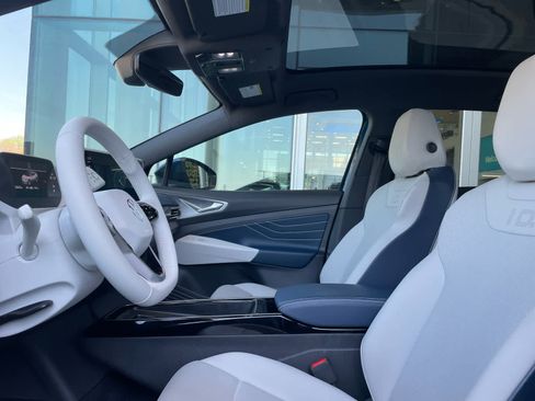 Used 2023 Volkswagen ID.4 Pro S image 11