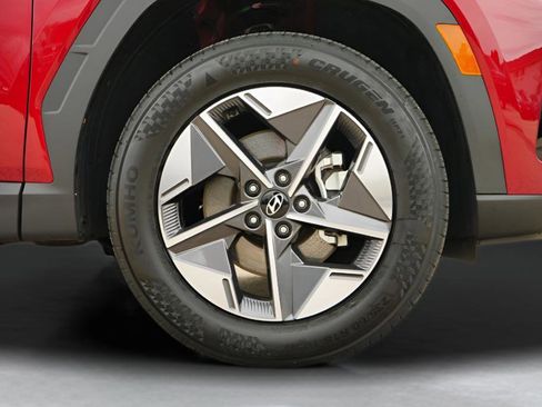 Certified 2025 Hyundai Tucson SEL image 9