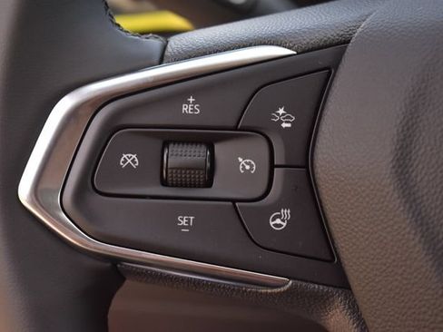 New 2026 Chevrolet Trax LT w/ LT Convenience Package FWD image 25