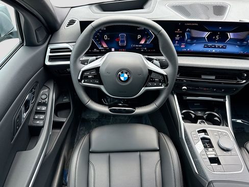 New 2026 BMW 330i xDrive Sedan w/ Premium Package AWD/4WD image 17