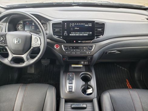 Used 2023 Honda Passport TrailSport image 24