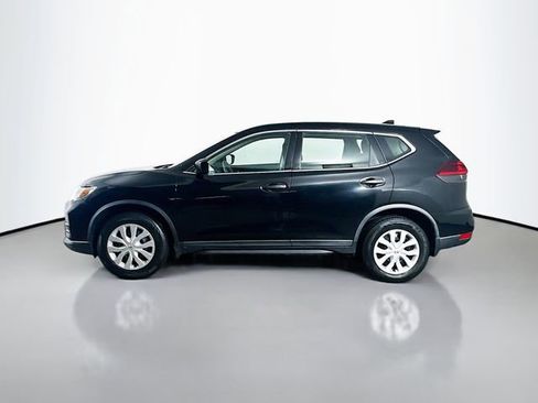 Used 2018 Nissan Rogue S image 9