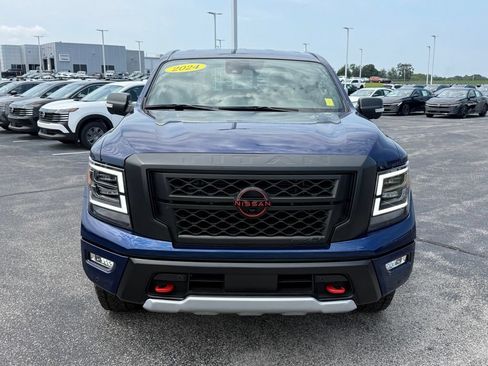 Used 2024 Nissan Titan PRO-4X w/ Pro-4x Convenience Package AWD/4WD image 38