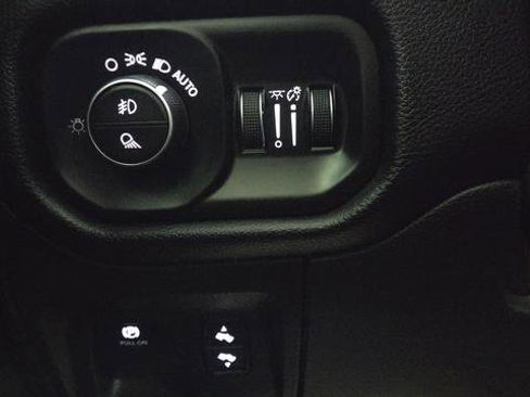 Used 2022 RAM 1500 Rebel w/ G/T Package image 26