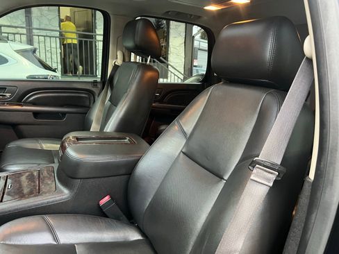 Used 2014 GMC Yukon Denali image 21