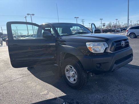 Used 2014 Toyota Tacoma Base image 23