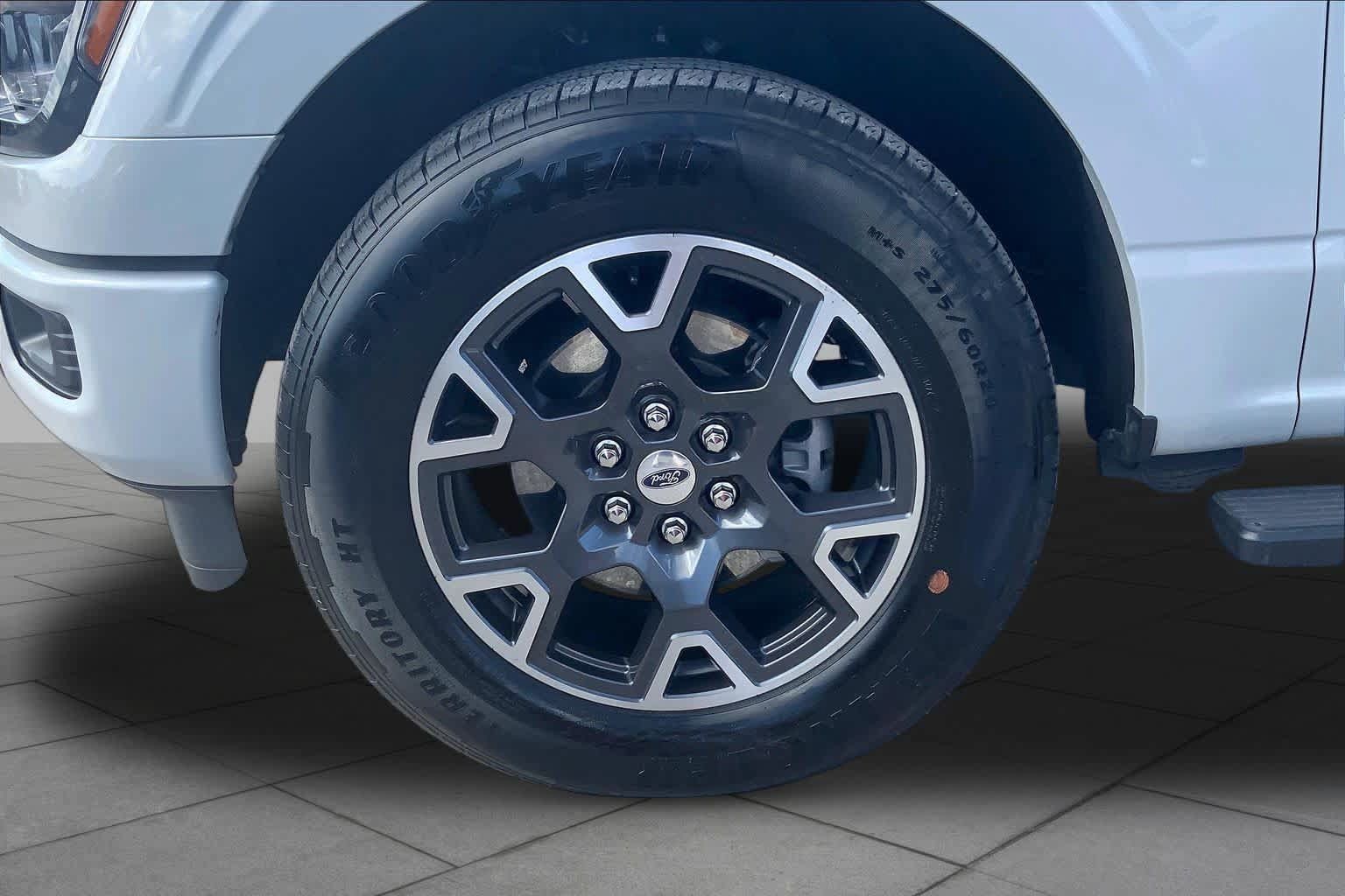 Used 2024 Ford F150 STX RWD image 11