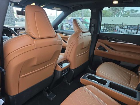 Certified 2025 INFINITI QX60 Autograph w/ Cargo Package image 15