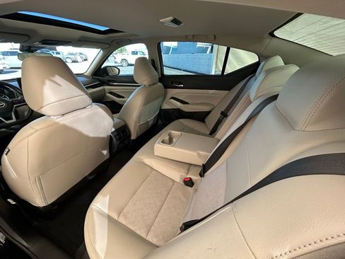 Used 2025 Nissan Altima 2.5 SL image 20