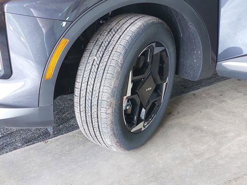 New 2026 Kia Sportage EX image 33