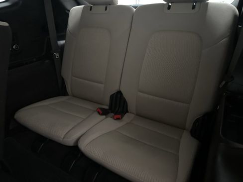 Used 2018 Hyundai Santa Fe SE FWD image 21