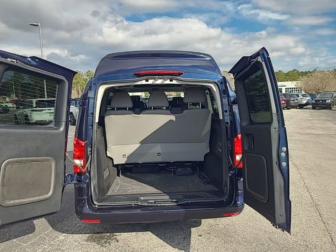 Used 2016 Mercedes-Benz Metris Passenger image 15