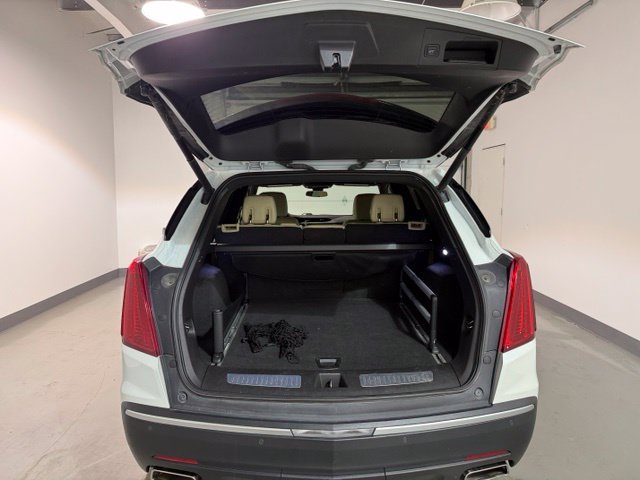 Used 2017 Cadillac XT5 Luxury w/ Driver Awareness Package FWD image 7