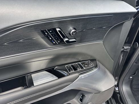 New 2026 Cadillac Lyriq V AWD/4WD image 19