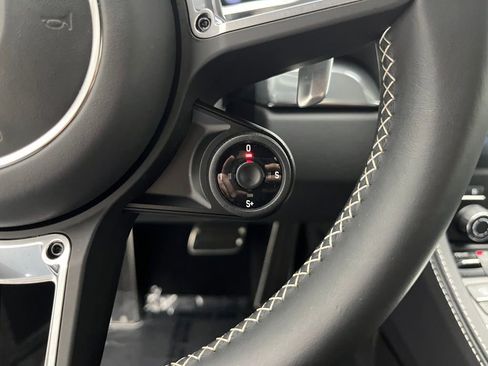 Used 2024 Porsche 718 Boxster GTS image 15