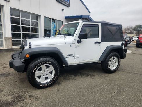 Used 2013 Jeep Wrangler Sport image 6