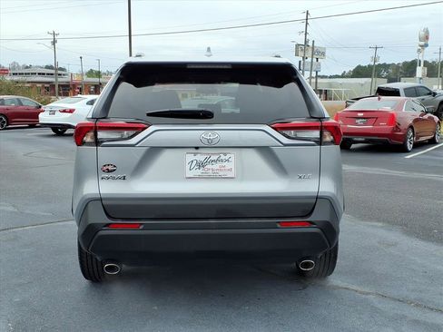 Used 2025 Toyota RAV4 XLE Premium image 19