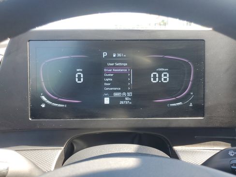 Used 2025 Kia Sportage LX image 17