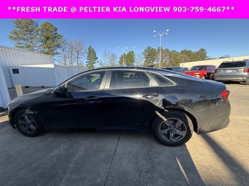 Used 2022 Kia K5 LXS image 9