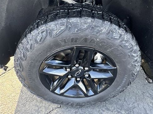 Certified 2023 Chevrolet Silverado 1500 LT Trail Boss w/ Protection Package image 32