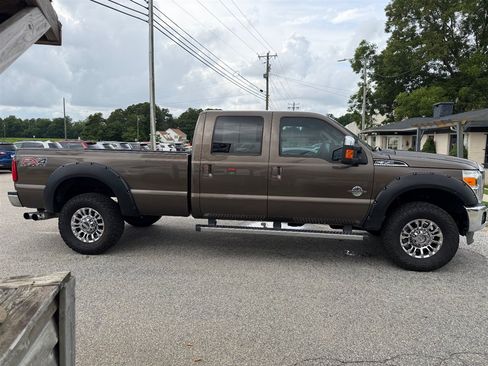 Used 2016 Ford F350 Lariat w/ Chrome Package AWD/4WD image 6