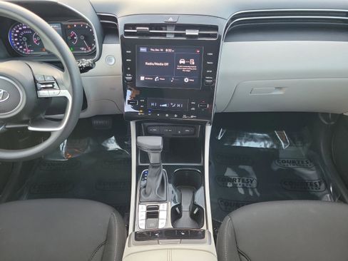 Certified 2024 Hyundai Tucson SEL image 13