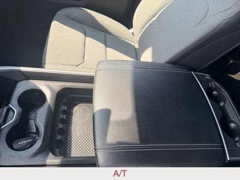 Used 2022 RAM 1500 Big Horn AWD/4WD image 18