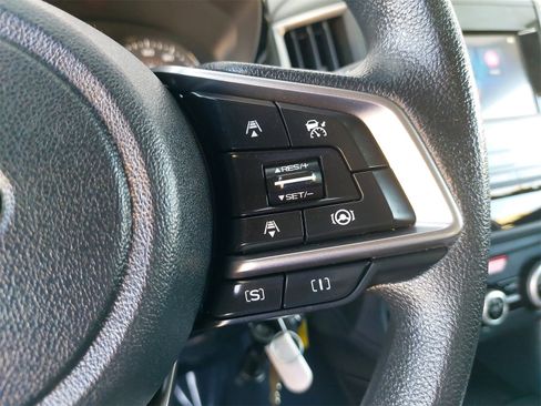 Used 2023 Subaru Crosstrek 2.0i image 18