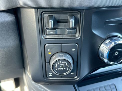 New 2026 Ford F250 Platinum w/ Tremor Off-Road Package image 28