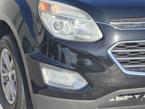 Used 2017 Chevrolet Equinox LT w/ Convenience Package image 9