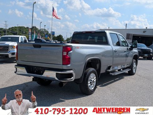 Used 2024 Chevrolet Silverado 2500 LT image 3