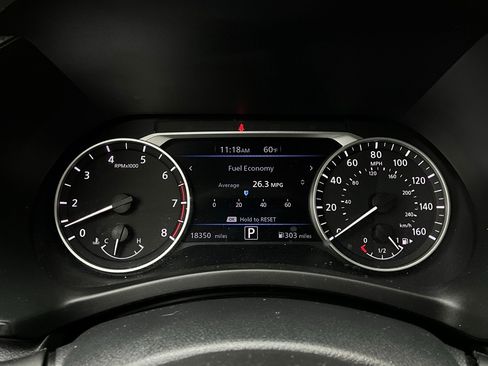 Used 2025 Nissan Sentra SV image 35