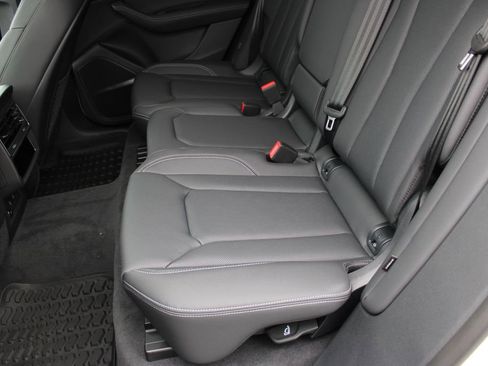 New 2026 Audi Q8 Premium Plus image 24