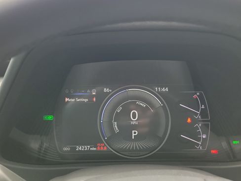 Used 2023 Lexus UX 250h FWD image 24