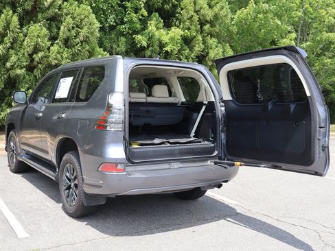 Used 2022 Lexus GX 460 Premium w/ Premium Plus Package AWD/4WD image 39
