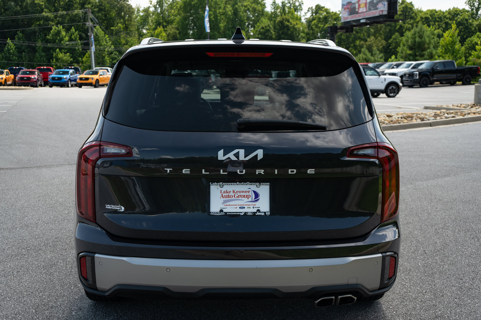 Used 2025 Kia Telluride S FWD image 8