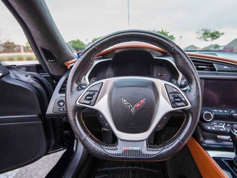 Used 2016 Chevrolet Corvette Z06 w/ 3LZ Preferred Equipment Group image 45